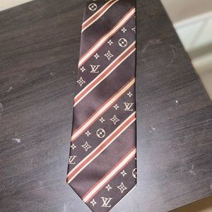 Louis Vuitton Classic Tie Brown